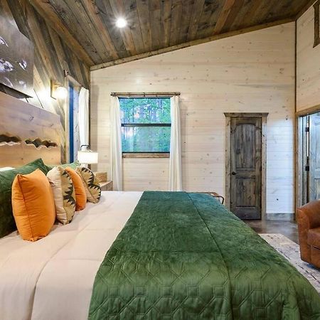 Ember Skye Cabin - 2 Bdr & Bunk Nook/2.5 Bath Broken Bow Εξωτερικό φωτογραφία