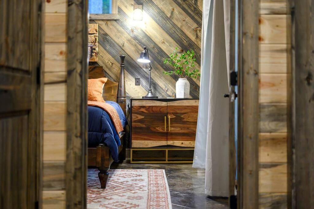 Ember Skye Cabin - 2 Bdr & Bunk Nook/2.5 Bath Broken Bow Εξωτερικό φωτογραφία