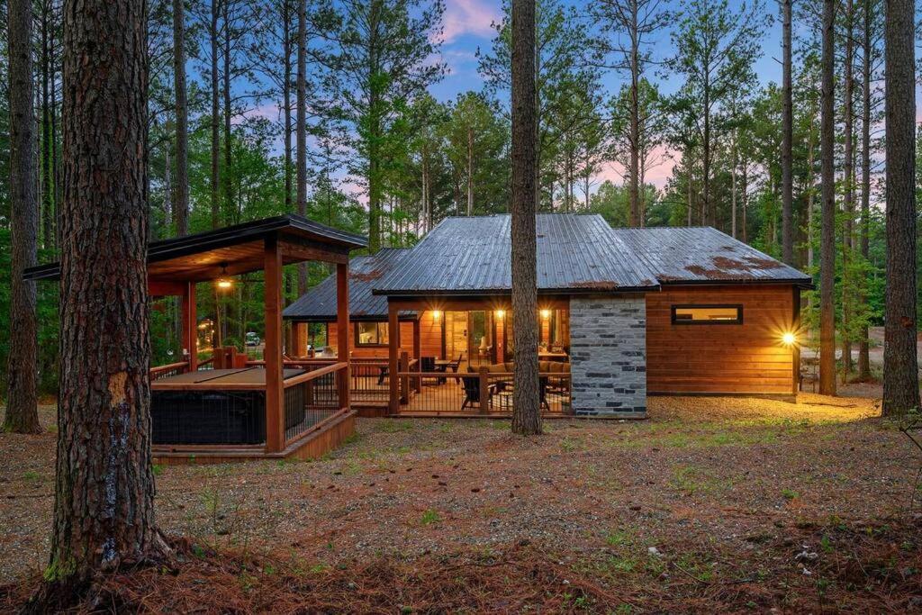 Ember Skye Cabin - 2 Bdr & Bunk Nook/2.5 Bath Broken Bow Εξωτερικό φωτογραφία